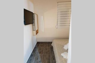 V&E's Apartments - Pigádhia - 8