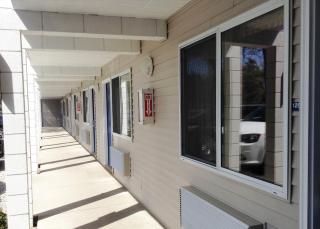 Travelodge by Wyndham Traverse City MI - 5