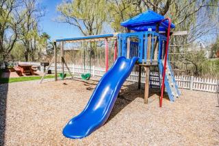 Island Manor Resort by VRHost - New Shoreham - 3