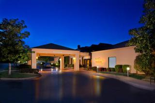 Courtyard by Marriott Little Rock West - Little Rock - 7