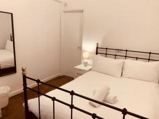 Preston Hotel - Yeovil - 8