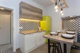 Sunny and Modern 1BDR Apartment in the Center - 1