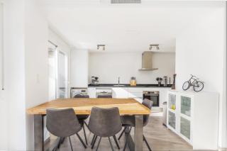 Casa Bos Dolpfin Wellness Luxury Entire Villa Pool & Jacuzzi Gran Alacant near Beach - Puerto Marino - 3