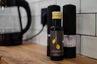 Marilias Luxury Studio Apartment - 7