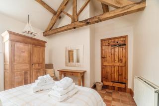 Swallow Barn at Millfields Farm Cottages - 8