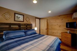 Dragon's Nest Cabin with Mountain Views - Robbinsville - 3