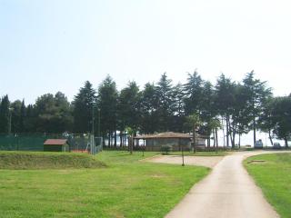 TAMARA, LITTLE ROOM WITH BED, BATHROOM, AIR CONDITIONG, WIFI, PARKING - 2