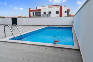 Swell House - 9