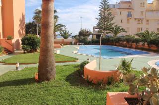 Apartamento en primera línea de playa, con vistas a la playa y con wifi - Roquetas de Mar - 5
