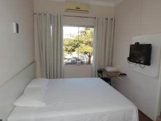 Hotel Belvedere Araras - Fácil Acesso Hospital São Leopoldo e Faculdades - Araras - 1