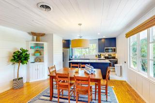 Blissful Beach Retreat - 5