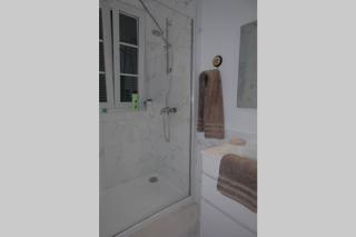 Charming Colonial Flat in historic building - 6