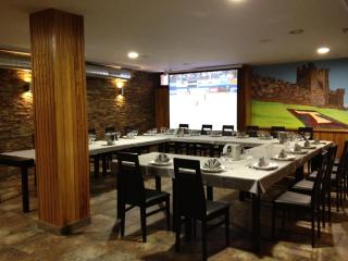 Area de Servicio Villamartín - Villamartín de la Abadía - 8