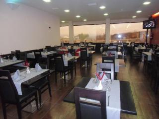 Area de Servicio Villamartín - Villamartín de la Abadía - 2