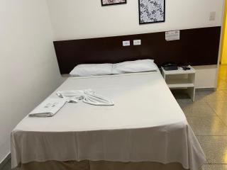 Suíte piso térreo Aton P Hotel - Goiânia - 6