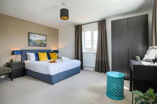 Premium 4 large double bed townhouse in Bicester, next to Bicester Village - Bicester - 9