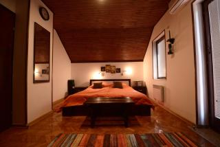 Villa Dijana - Pool, Spa, Outdoor Kitchen - Belgrade - 2