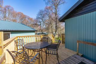 Bracken Lodge 8 with Hot Tub - 0