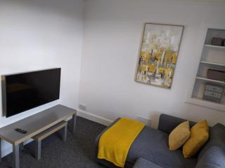 Glenclova - No 5 Bellyeoman, bright two bedroom apartment - 7