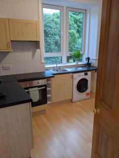 Glenclova - No 5 Bellyeoman, bright two bedroom apartment - 3