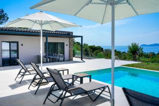 Videre Luxury Suites - Potos - 3