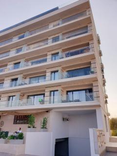 Seafront Papaya Apartment - 9