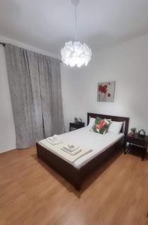 PINE TREE apartment - Artemida - 1