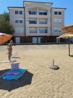 Danubiana Apartments 7-8 - Kladovo - 2