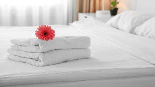 Sun Plaza Motel - 6