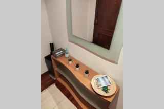 Piso Céntrico con Terraza y Garaje Para Tu Familia - 1