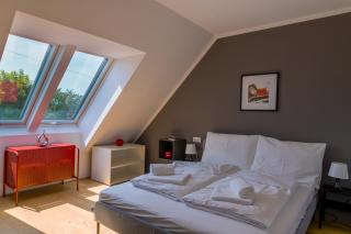 Maureen Lovely 2 Bedroom Unit with Community Pool - Vienna - 7