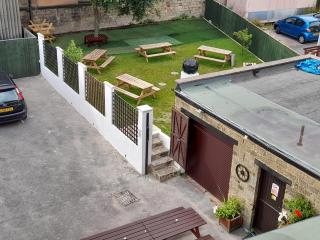 The King's Head Hotel - 7