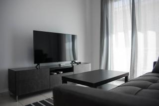 Renovated one bedroom apartment in Paphos with pool - 1