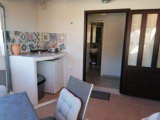Apartments Misini Dvori - Stomorska - 4
