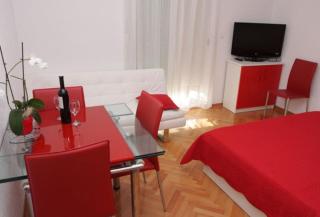 Apartments Ines Makarska - Makarska - 5