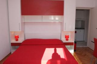 Apartments Ines Makarska - Makarska - 2