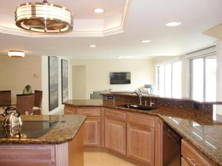 Delightful home with pool and direct boating access - 2