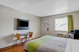 Motel 6-Charles Town, WV - Charles Town - 1
