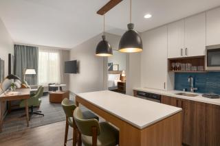 Staybridge Suites Rochester - Mayo Clinic Area by IHG - Rochester - 8