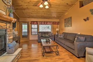 3 Mi to Fool Hollow Lake Cozy Cabin with Deck - Show Low - 6