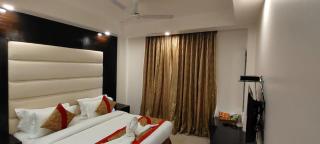 Hotel Benz Int Karol Bagh - 0