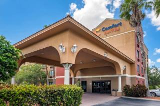 Comfort Suites Fort Pierce I-95 - Fort Pierce - 9