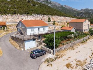 Apartmani Vuletić - 0