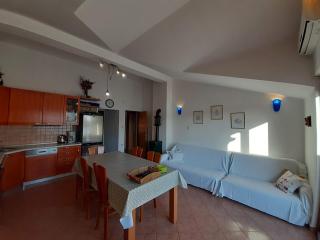 Apartments Nera Tisno - Tisno - 2