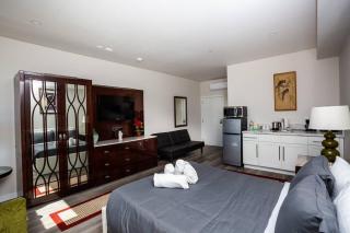 Centrally Located Cozy Studio Apartment in SD - San Diego - 8