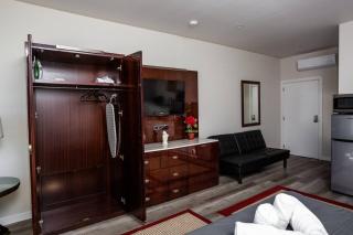 Centrally Located Cozy Studio Apartment in SD - San Diego - 4