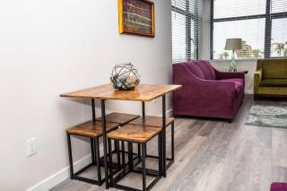 One Bedroom Apartment with San Diego Downtown View - San Diego - 3