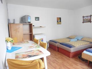 Domček pre rodinku a priateľov - 1