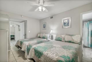 Island Winds West Unit 673 - 6