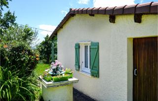 Two-Bedroom Holiday Home In St, Bressou - Saint-Bressou - 3